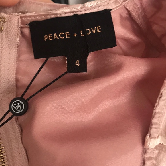 Missguided Peace & Love dress - Picture 6 of 7